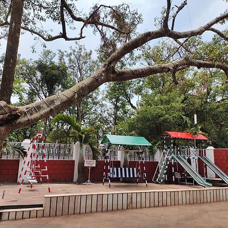 Jaffer Bhai'S Brickland Hotel Panchgani Bagian luar foto