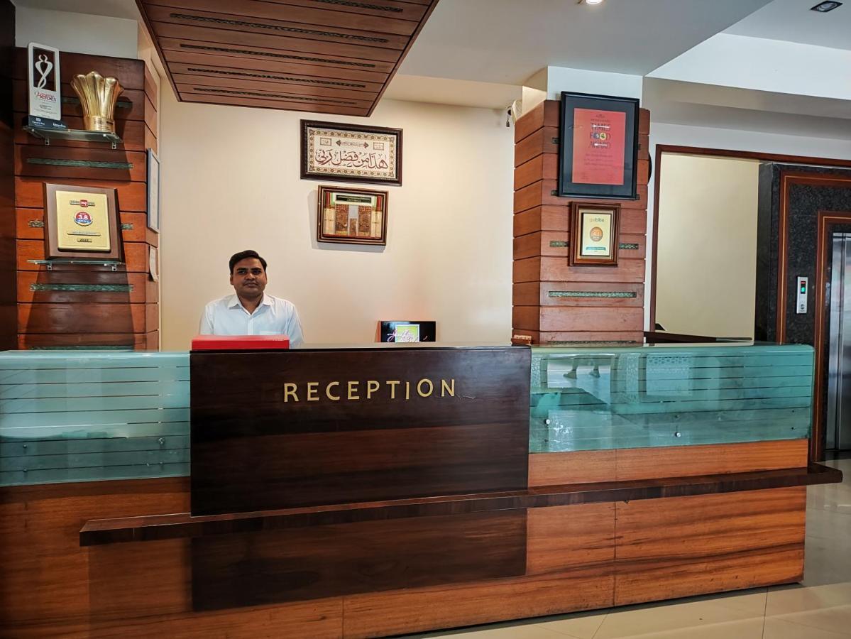 Jaffer Bhai'S Brickland Hotel Panchgani Bagian luar foto