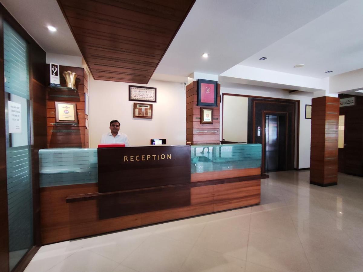 Jaffer Bhai'S Brickland Hotel Panchgani Bagian luar foto