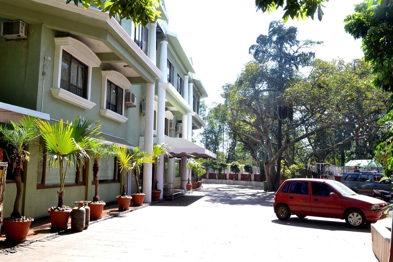 Jaffer Bhai'S Brickland Hotel Panchgani Bagian luar foto